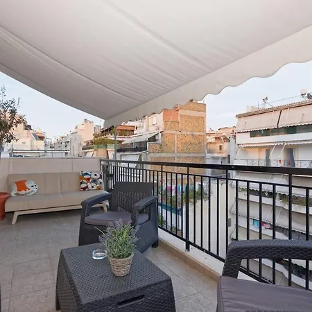 Big Terrace Near Metro And Center *